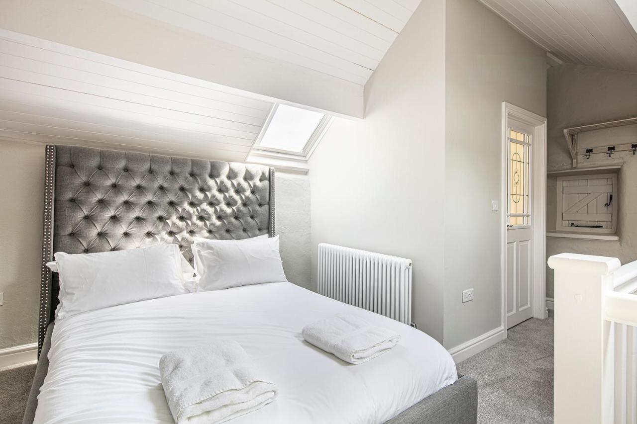 The Artists Loft - A Superb Cottage Sensitively Converted From A Grade II Listed 17Th Century Building Bakewell Ngoại thất bức ảnh