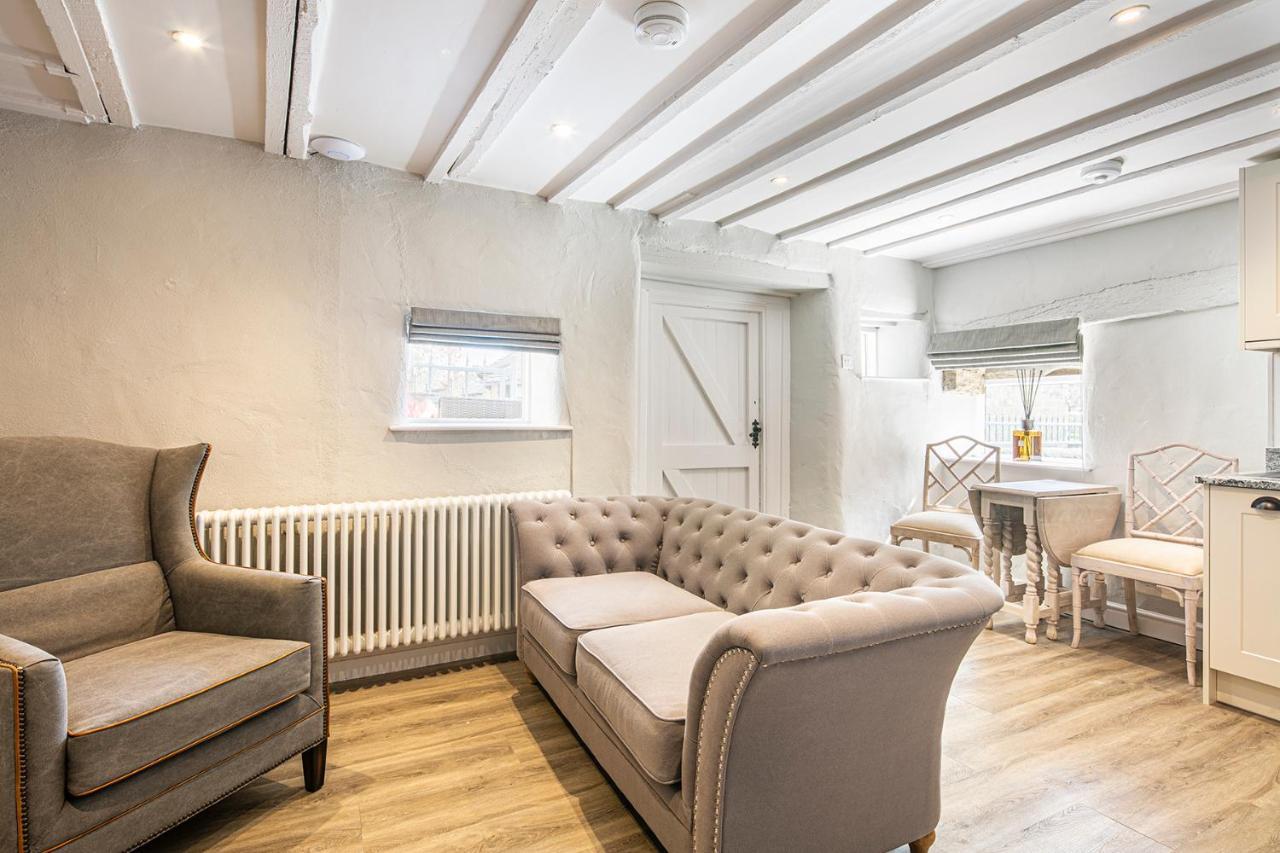 The Artists Loft - A Superb Cottage Sensitively Converted From A Grade II Listed 17Th Century Building Bakewell Ngoại thất bức ảnh